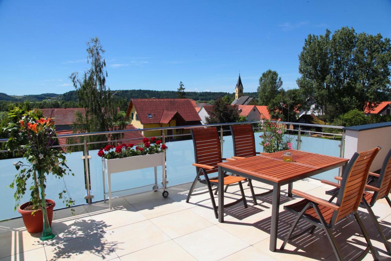 Hotel & Fruehstueckspension Raabtal Feldbach  Exteriér fotografie